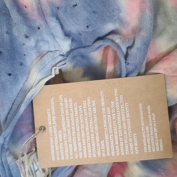 New Magnolia Pearl Love Applique Dylan T Tie Dye Heart Tee Enamour appliqué top - Picture 9 of 16